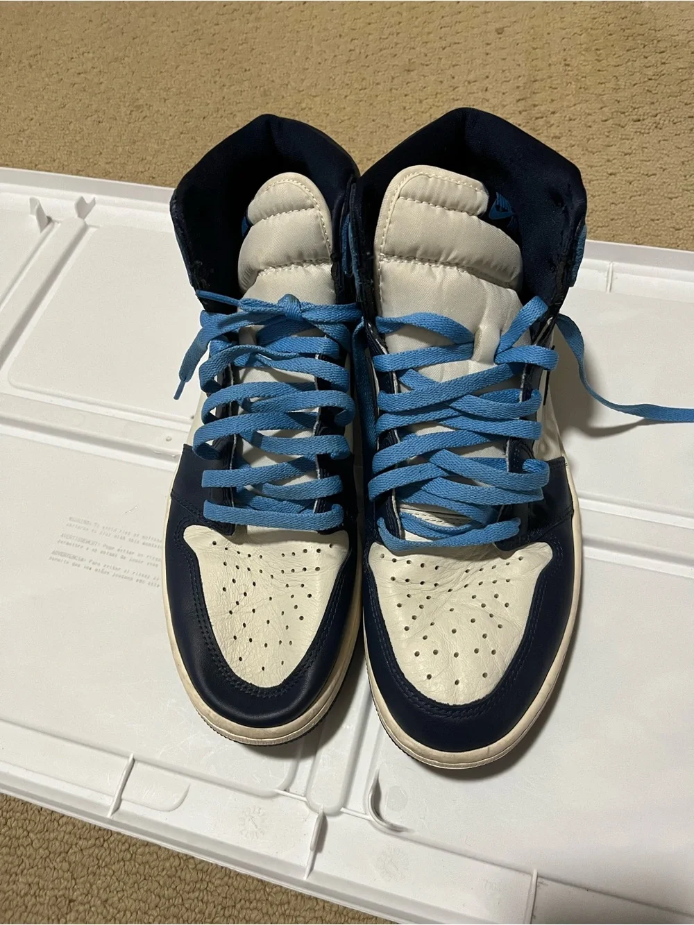 Nike Air Jordan 1 Retro OG High Obsidian UNC 2019 Size 12 555088–140